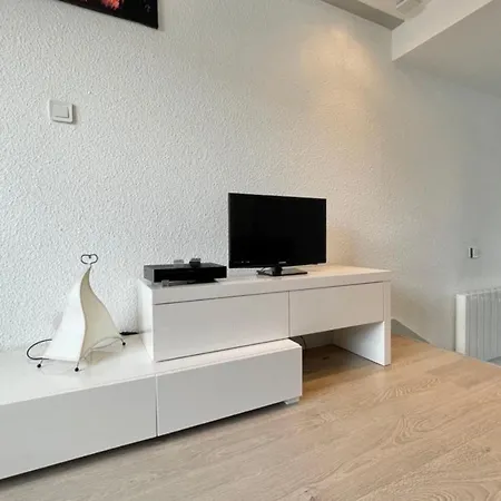 #ch The Wonderland Apartment Grenoble