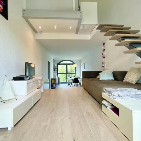 #ch The Wonderland Apartment
